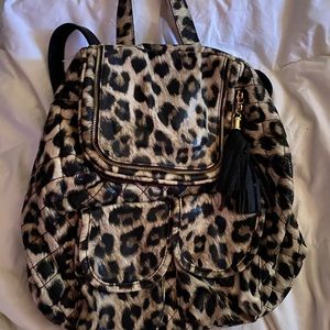 Imoshion leopard backpack